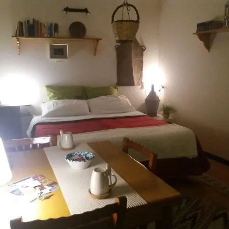 La Casa del Pittore di Petralia-3